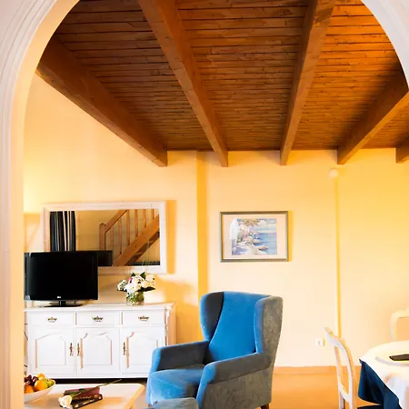 Ona Cala Pi Club Apart Otel 3*