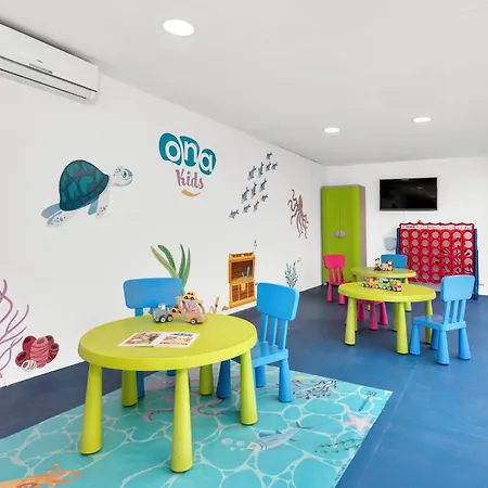 Ona Cala Pi Club Apart Otel 3*